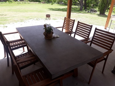 Dining area at the Queen Street Uralla Caravan Park