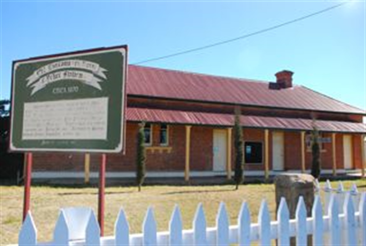 Bundarra Uralla Visitor Information Centre