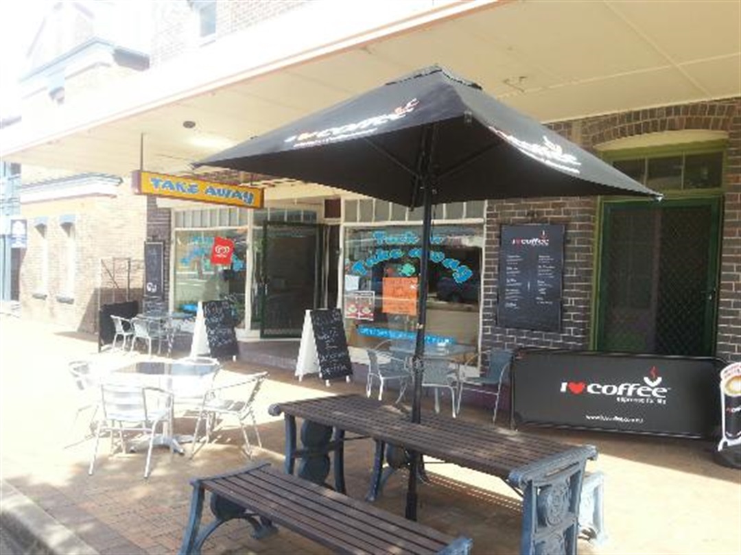 53 On Bridge Uralla Visitor Information Centre